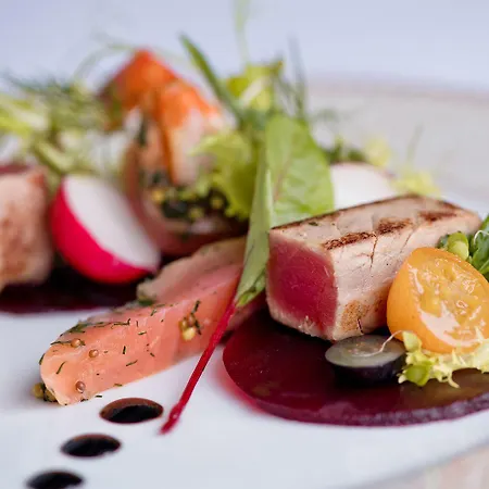 マズルカ ホテル オジャルフ・マゾビエツキ