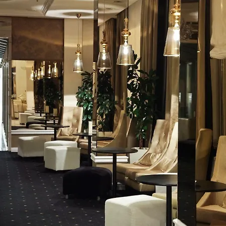 マズルカ ホテル 4*