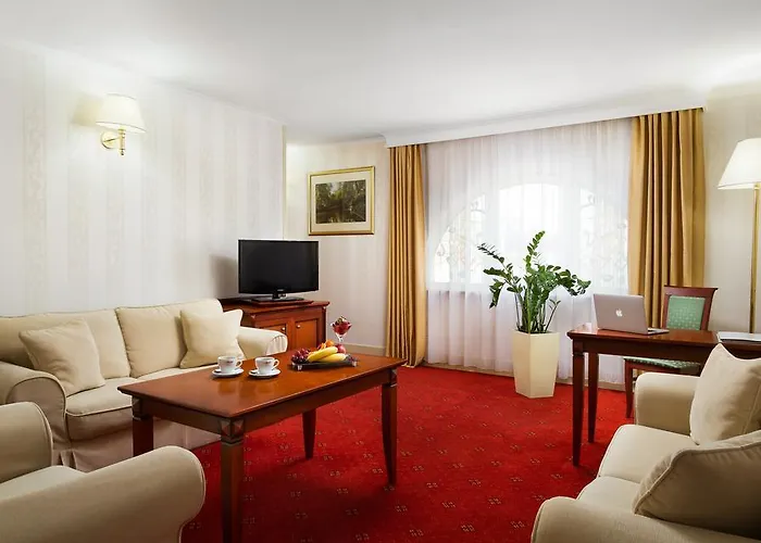 Mazurkas Hotel 4*