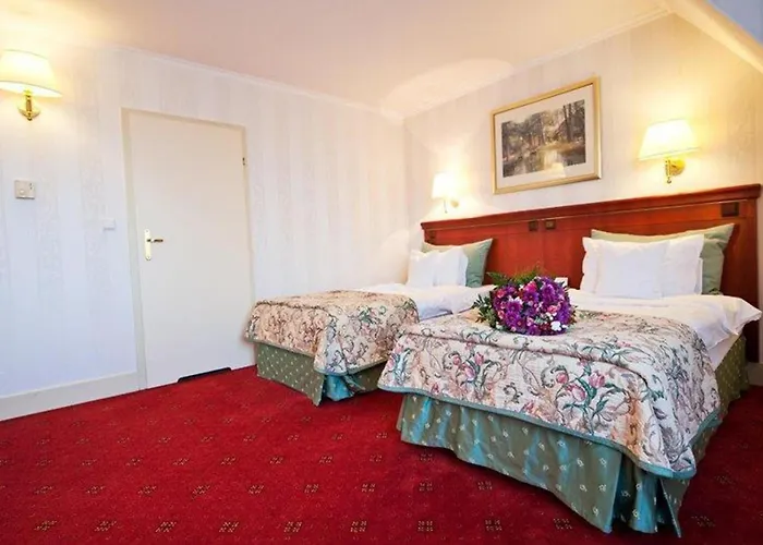 Mazurkas 4* Ozarow Mazowiecki