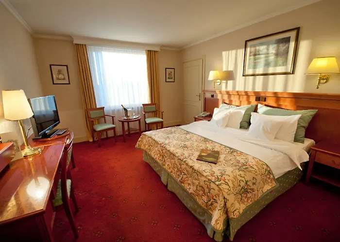 Mazurkas Hotel Ozarow Mazowiecki