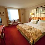 Mazurkas Hotel Ozarow Mazowiecki