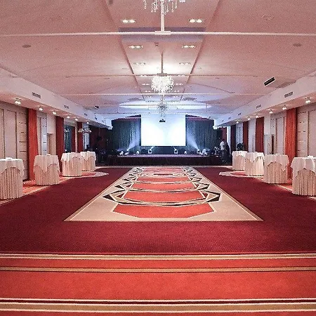 Mazurkas Hotel Ozarow Mazowiecki