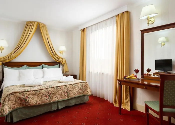 Mazurkas 4* Ozarow Mazowiecki